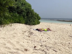 Enthousiasteling, Strand, Grote mammen, Lul, Masseren, Moeder die ik wil neuken, Gezichtspunt, Realiteit