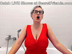 Angel Wicky pleasuring herself in a live solo show