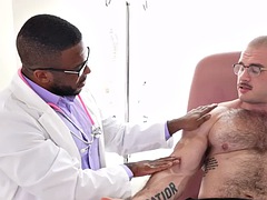 Arts, Fetisj, Harig, Masseren, Masturbatie, Spier, Olie, Tatoeage