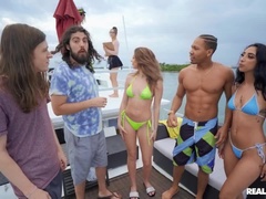 素人, アナル, お尻, ビキニ, 中出し, 足コキ, 自然山雀, タトゥー