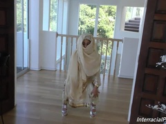 Brunette brune, Pov, Rasée, Avaler