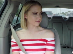 Chica, Rubia, Coche, Sexo duro, Inocente, Al aire libre, Realidad, Tetas