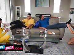 Blasen, Tochter, Flotter vierer, Hd, Unschuldig, Natürlichen titten, Muschi, Taboo