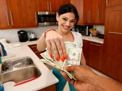 Grosser arsch, Grosse titten, Blasen, Braunhaarige, Hundestellung, Interrassisch, Milf, Entkleiden
