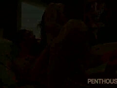 Grosse bite, Brunette brune, Hard, Hd, Léchez, Petite femme, Chatte, Nénés