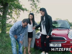 Culo grande, Mamada, Morena, Estilo perrito, Madres para coger, Afeitado, Zapatos, Tatuaje