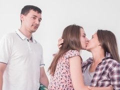 Большие сиськи, Блондинки, Собачьи, Две девушки, Ласковые ручки, Натуральные сиськи, Молоденькие, Втроем