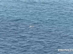 Tetas grandes, Mamada, Estilo perrito, Rostro sentado, Madres para coger, Al aire libre, Tatuaje, Trio