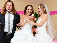 Schlafzimmer, Grosser arsch, Hundestellung, Natürlichen titten, Muschi, Jungendliche (18+), Flotter dreier, Titten