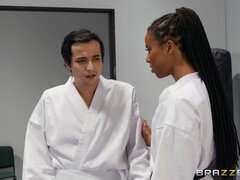 Жопа, Черные, Доминирование, Черненькие, Натуральные сиськи, Испанки, Стринги, Сиськи