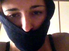 Hot teen flashing her big boobs on periscope