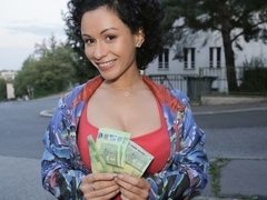 Arsch, Blasen, Braunhaarige, Handjob, Im freien, Pov, Rock, Entkleiden