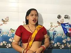 Desi tamil aunty hot romance sex and birthing inside the birth room