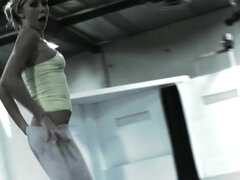 18, ブロンド, フェラチオ, 茶髪の, カワイイ, チン, 顔面騎乗, ヒール