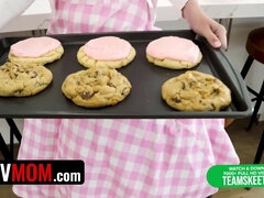 Grosser schwanz, Blondine, Besamung, Hd, Lecken, Nackt, Zierlich, Stiefmutter