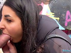 Slim Czech babe gets a hot creampie after steamy outdoor sex with big dick agent