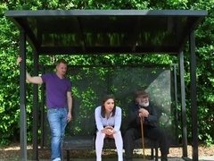 Arschlecken, Grosser schwanz, Blasen, Hardcore, Lecken, Öffentlich, Schulmädchen, Dürr