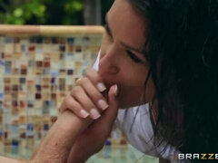 Cul, Gros seins, Bikini, Sucer une bite, Fille latino, Pov, Chatte, Tatouage