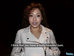 Culo, Culo grande, Al aire libre, Bragas, Pequeña, Pov, Falda, Adolescente