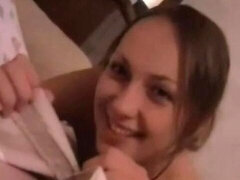 Amateur, Grosse bite, Sucer une bite, Brunette brune, Fait maison, Pov, Adolescente, Nénés