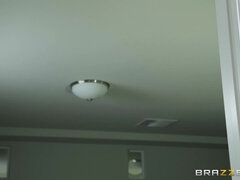 Grote lul, Pijpbeurt, Rondborstig, Hardcore, Moeder die ik wil neuken, Ruw, Douche, Tieten likken