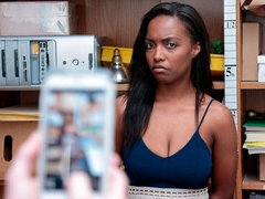 黒人, フェラチオ, 茶髪の, 捕まる, バック, 黒人, ペニス, ストリッピング