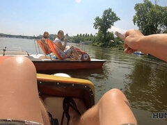 Chica, Tetas grandes, Morena, Tetona, Cornudo, Garganta profunda, Tetas naturales, Al aire libre