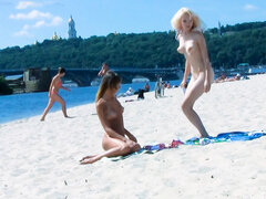 18 ans, Amateur, Plage, Attrapée, Nudiste, Public, Adolescente, Voyeur