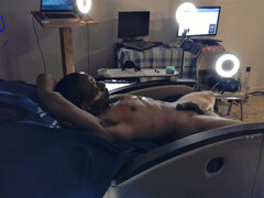 Mo BBW Pussy Fa Da Dude She Squirts backstage like a pro