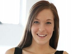 Grosser arsch, Grosser schwanz, Blasen, Hundestellung, Natürlichen titten, Dürr, Jungendliche (18+), Titten