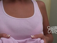 Gorgeous 18 Yr Old Stars In This Amateur Sex Video - Homemade Sex