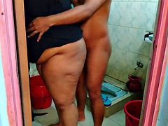 Anal, Salle de bains, Beauté, Hard, Énorme, Douche, Belle mère, Sous la jupe