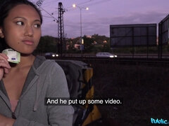 Amateur, Mamada, Polla, Corridas faciales, Lamidas, Al aire libre, Público, Coño