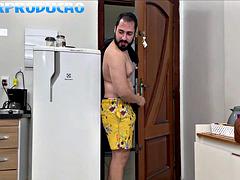 He Catches The Mature With Big Butt Cheating On Her Husband And Pounds Her Tight Ass Until He Explodes