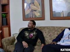 Grosse bite, Gros seins, Sucer une bite, Groupe, Interracial, Nénés