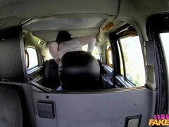 Leie, Arsch, Arschlecken, Blasen, Auto, Handjob, Lecken, Im freien
