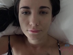 Amateur, Cul, Brunette brune, Petite amie, Chatte, Rasée, Nénés