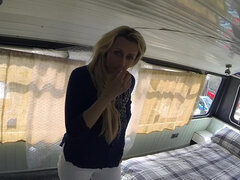 お尻, バス, 顔射, 指いじり, キッチン, なめる, オマンコ, ユニフォーム