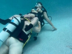 Leie, Wohlbeleibte schöne frauen, Grosser arsch, Latina, Milf, Pool, Student, Titten