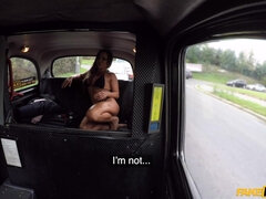 Verga grande, Coche, Garganta profunda, Estilo perrito, Atragantadas, Lamidas, Tatuaje, Tetas