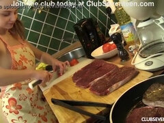 Blond, Groepseks ejactulatie, Groepseks, Groep, Hardcore, Natuurlijke tieten, Tiener, Tieten likken