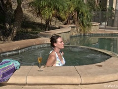 お尻, 茶髪の, 毛深い, オナニー, 熟年, アウトドア, プール