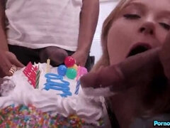 Черные, Блондинки, Минет, Глубокая глотка, Межрасовый секс, Крошечные, Молоденькие, Сиськи