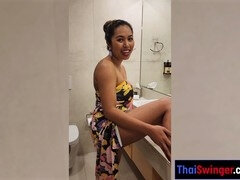 Asiático, Cuarto de baño, Británico, Novia, Casero, Lesbiana, Madres para coger, Tailandés