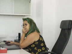 Amateur, Gorda, Gordita, Hembra, Gafas, Hd, Masturbación, Oficina