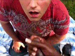 Sucking the BBC in the backyard and getting a facial