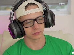 Grote mammen, Brits, Hondjeshouding, Handbeurt, Hd, Rijpe lesbienne, Moeder die ik wil neuken, Rijden