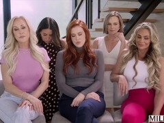 Pijpbeurt, Sperma in gezicht, Moeder die ik wil neuken, Orgie