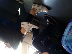 Fétiche des pieds, Adolescente, Voyeur