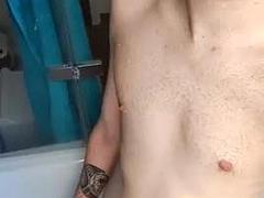 素人, デカチン, イく瞬間, ドイツ人, 手コキする, 一人, タトゥー, ティーン